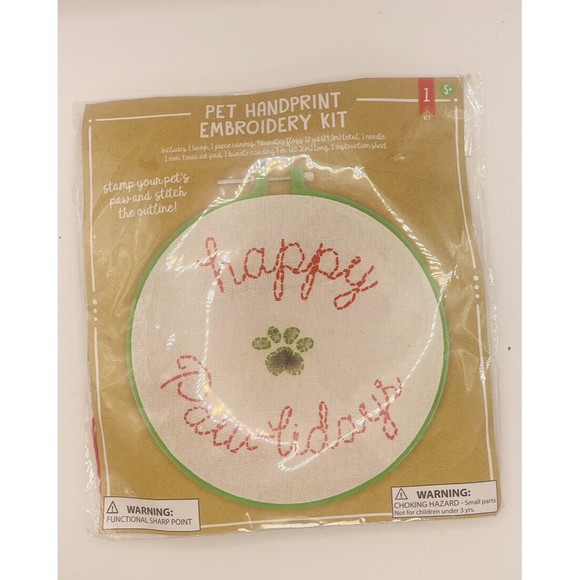 "Happy Paw-lidays" Pet Handprint Embroidery Keepsake Kit Christmas C21 - Picture 3 of 6